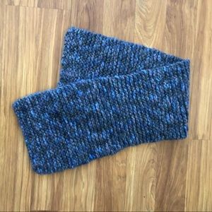 Hand knitted thick scarf